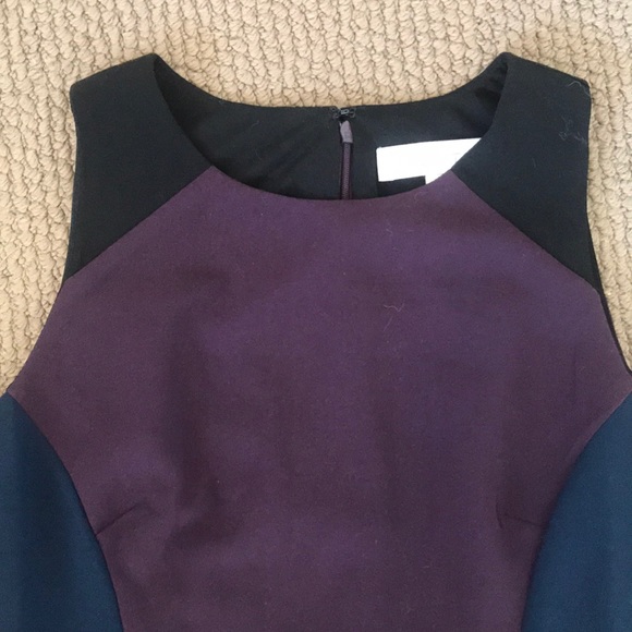 ELEGANT PANEL DRESS - Picture 2 of 3